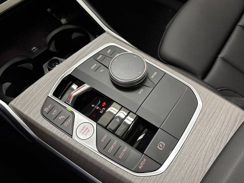 Used 2026 BMW 330i Sedan w/ Convenience Package image 18