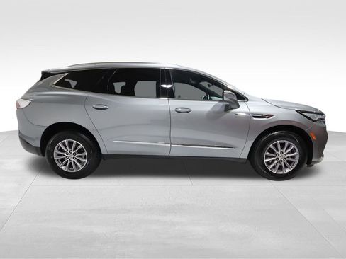 Used 2024 Buick Enclave Premium image 5