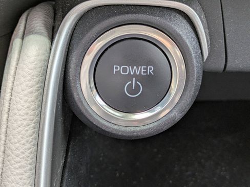 Used 2025 Toyota Grand Highlander AWD Hybrid image 28