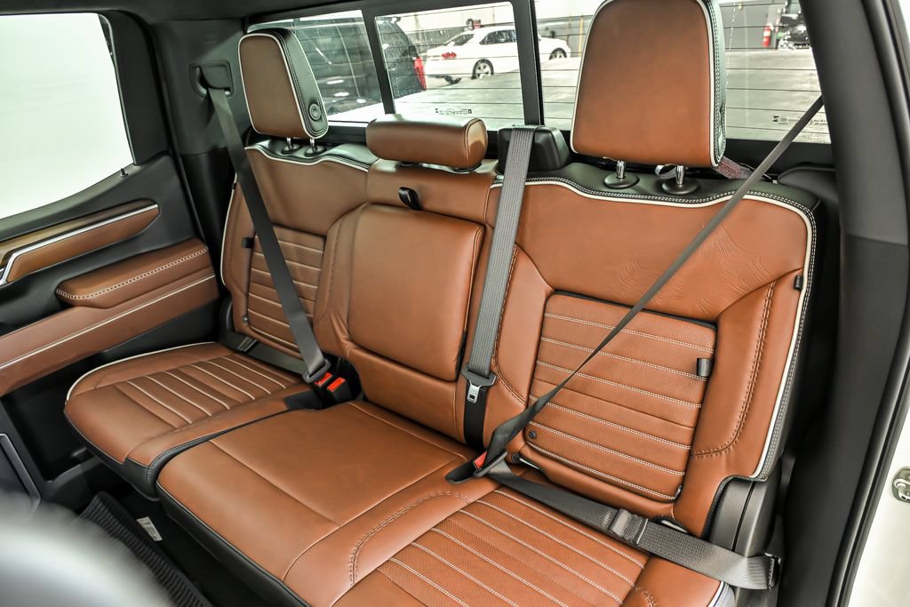 Certified 2025 GMC Sierra 1500 Denali Ultimate AWD/4WD image 16
