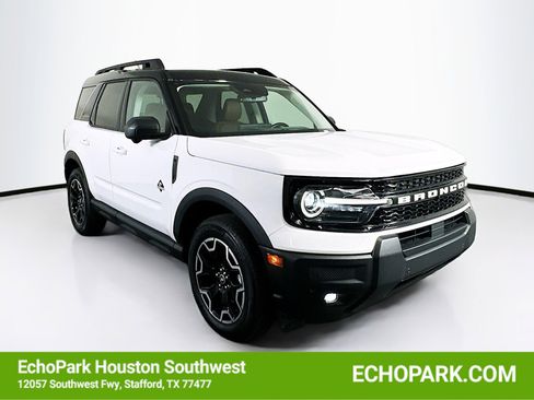 Used 2025 Ford Bronco Sport Outer Banks w/ Outer Banks Tech Package+ AWD/4WD image 1