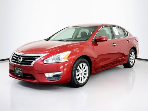 Used 2013 Nissan Altima 2.5 S image 3