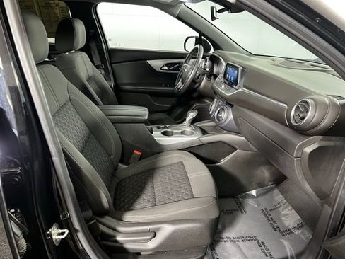 Used 2020 Chevrolet Blazer LT w/ Midnight/Sport Edition image 18