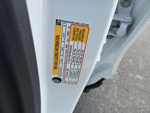 Certified 2024 Chevrolet Equinox LS w/ LS Convenience Package image 44