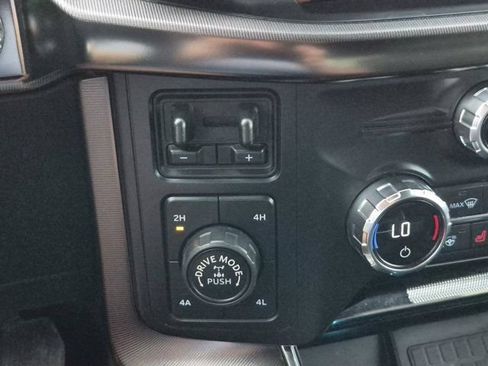 Used 2021 Ford F150 Platinum w/ Equipment Group 701A High AWD/4WD image 27