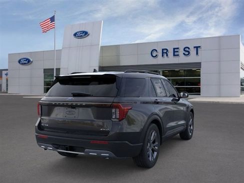 Used 2026 Ford Explorer Active w/ Active Comfort Package image 8