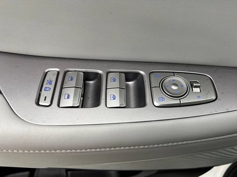 Used 2024 Hyundai Palisade SEL w/ Premium Package FWD image 16
