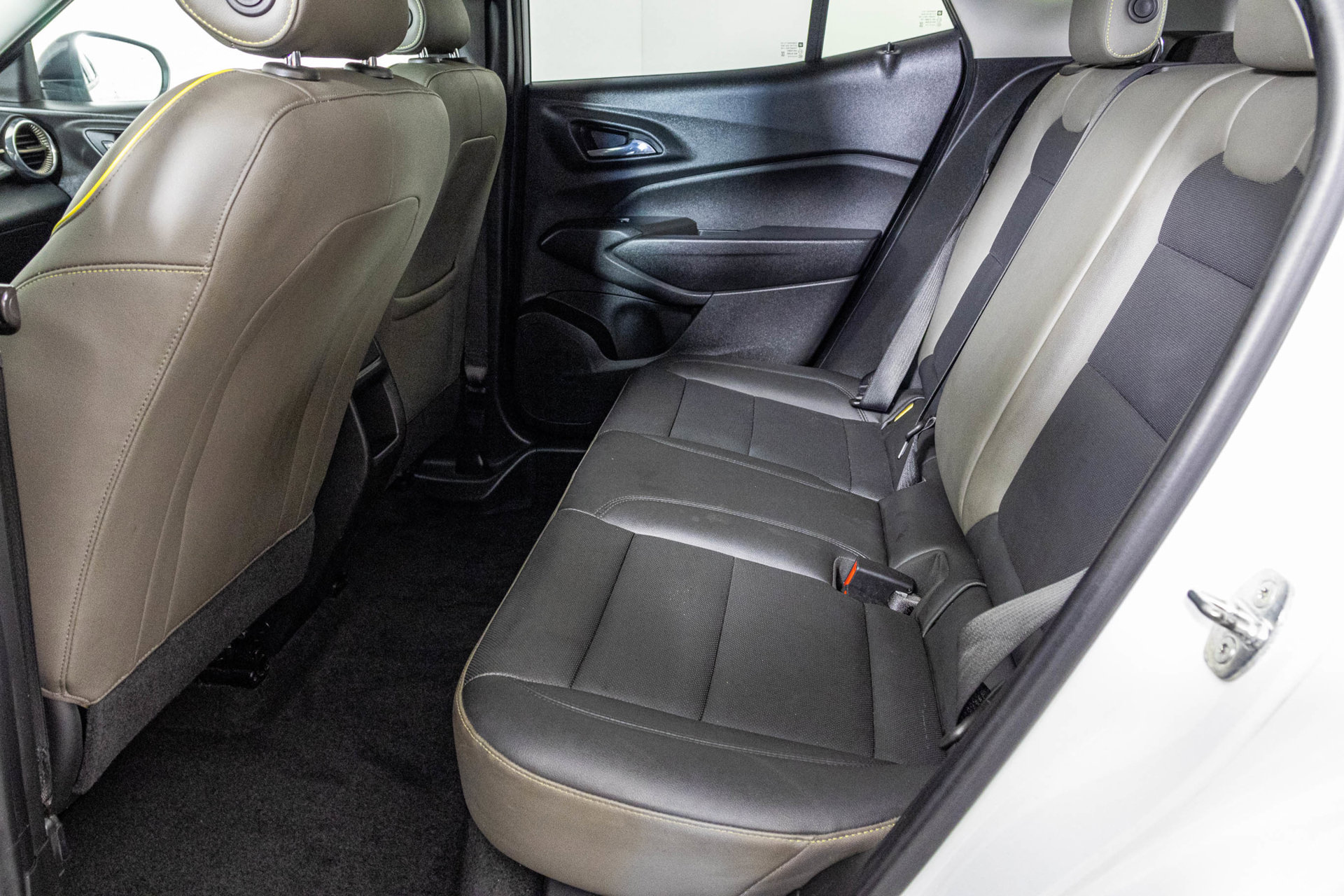 Used 2024 Chevrolet Trax ACTIV w/ Driver Confidence Package FWD image 36