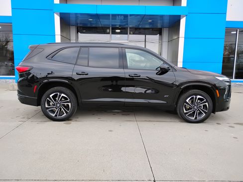 Used 2025 Buick Enclave Sport Touring image 33