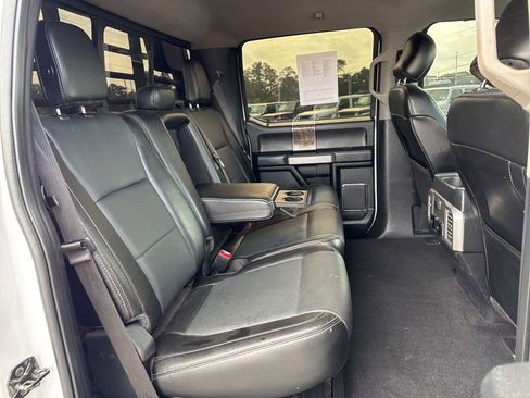 Used 2017 Ford F350 Lariat w/ Chrome Package image 19
