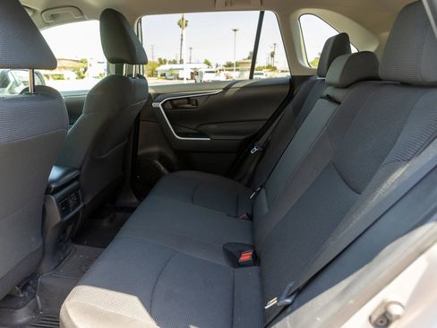 Used 2024 Toyota RAV4 LE AWD/4WD image 26