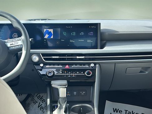 Certified 2025 Hyundai Sonata SE image 22