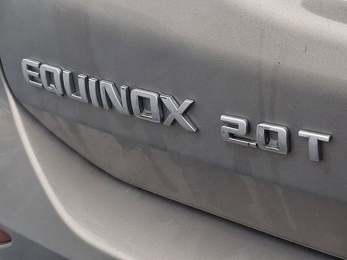 Used 2019 Chevrolet Equinox LT image 23