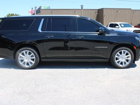 Used 2022 Chevrolet Suburban High Country w/ Max Trailering Package RWD image 4