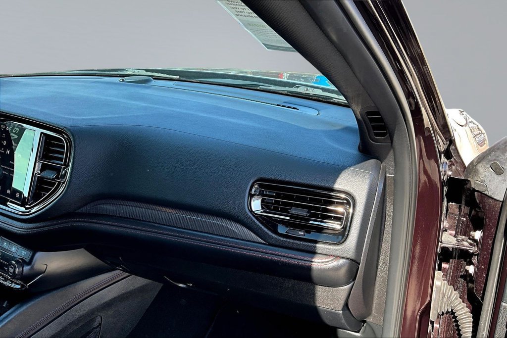 Used 2025 Dodge Durango GT AWD/4WD image 28