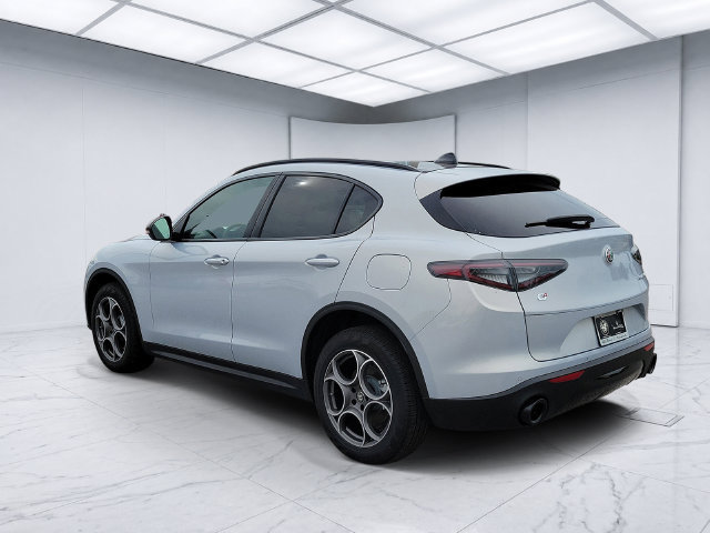 New 2025 Alfa Romeo Stelvio Sprint w/ Convenience Package AWD/4WD image 3