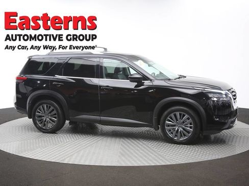 Used 2025 Nissan Pathfinder SL w/ SL Premium Package AWD/4WD image 50