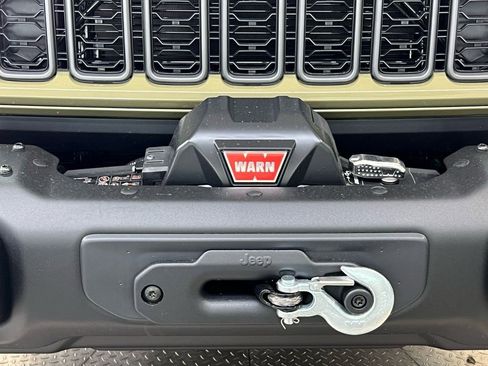 New 2025 Jeep Wrangler Unlimited Rubicon 392 image 29