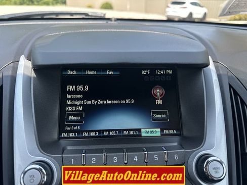 Used 2015 Chevrolet Equinox LT w/ Driver Convenience Package AWD/4WD image 19