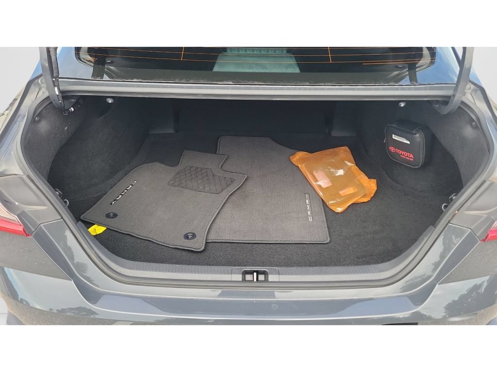 Certified 2025 Toyota Camry SE w/ Convenience Package FWD image 9