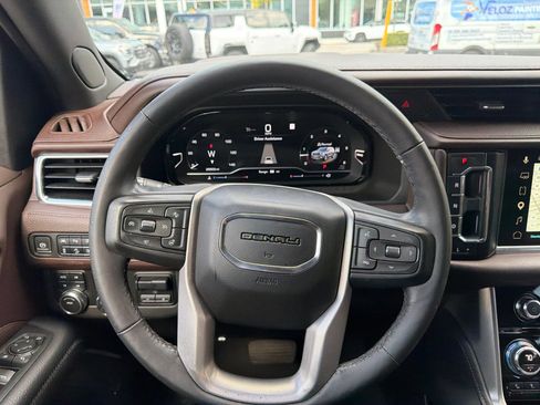 Used 2022 GMC Yukon XL Denali w/ Max Trailering Package AWD/4WD image 24