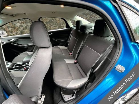 Used 2014 Ford Focus SE FWD image 23