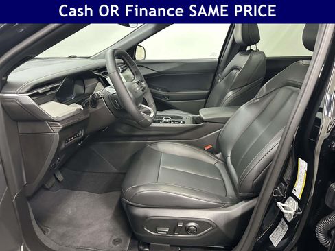 Used 2026 Jeep Cherokee Limited AWD/4WD image 13