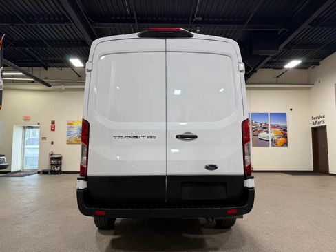 Used 2025 Ford Transit 250 148 Medium Roof RWD image 6