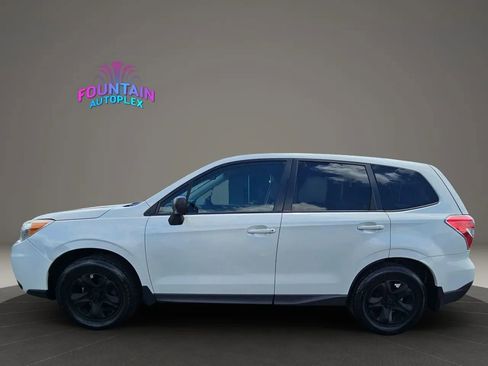 Used 2014 Subaru Forester 2.5i AWD/4WD image 2