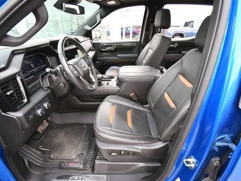 Used 2024 GMC Sierra 1500 AT4 w/ AT4 Preferred Package AWD/4WD image 15