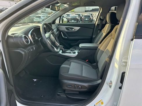 Used 2024 Chevrolet Blazer LT w/ Convenience Package FWD image 9