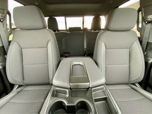 New 2025 GMC Sierra 1500 SLE w/ Preferred Package image 34