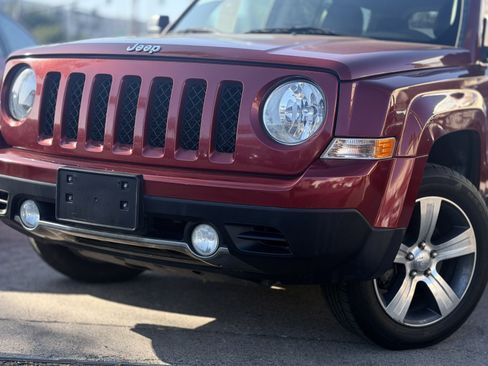 Used 2016 Jeep Patriot High Altitude FWD image 2