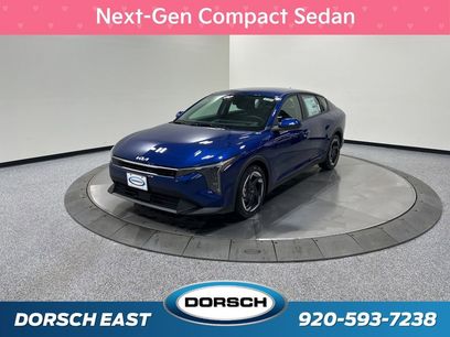 New 2025 Kia K4 EX