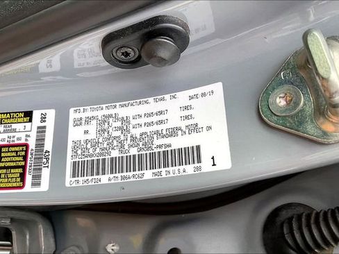 Used 2019 Toyota Tacoma TRD Sport image 14