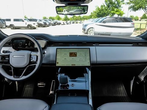 New 2026 Land Rover Range Rover Sport Dynamic SE AWD/4WD image 16