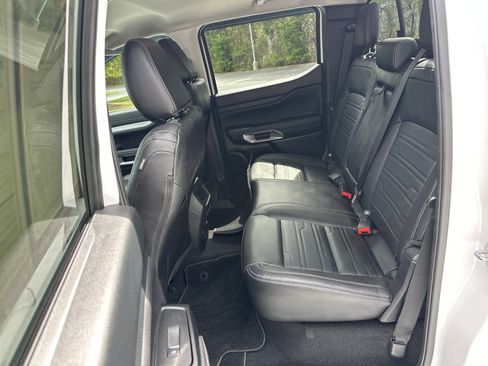 Used 2024 Ford Ranger Lariat w/ FX4 Off-Road Package AWD/4WD image 31