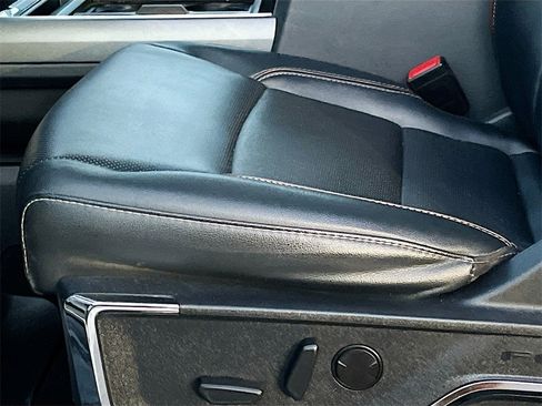 Used 2023 Ford F250 Lariat w/ Lariat Ultimate Package image 20