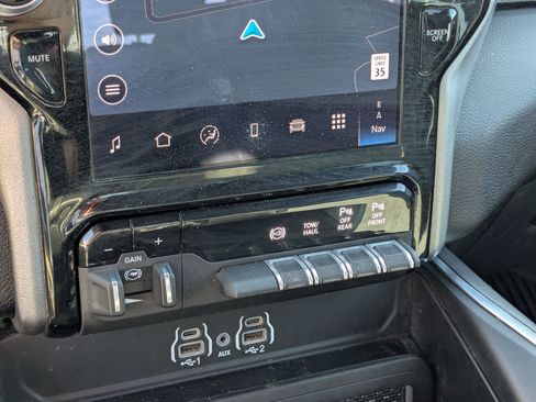 Used 2025 RAM 3500 Big Horn AWD/4WD image 26