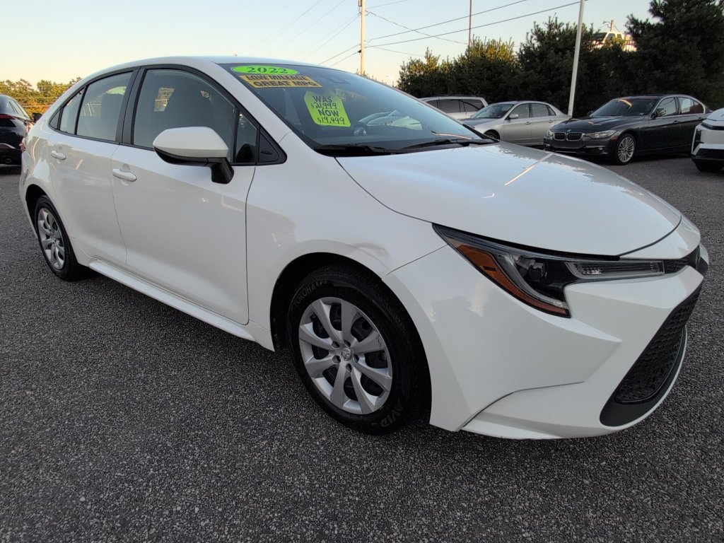 Used 2022 Toyota Corolla LE FWD image 11