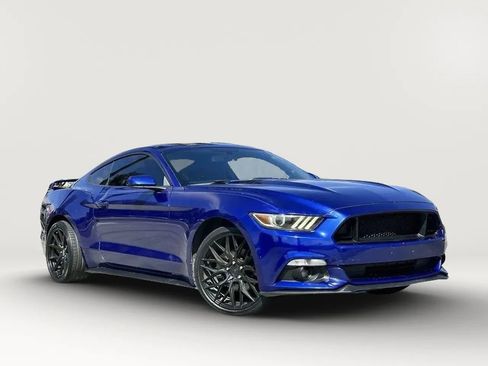Used 2015 Ford Mustang GT w/ Equipment Group 051A RWD image 3