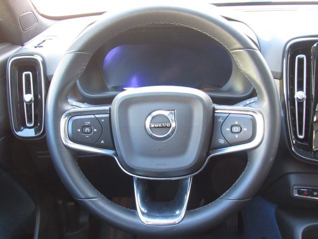 Used 2023 Volvo C40 P8 Recharge Plus AWD/4WD image 24