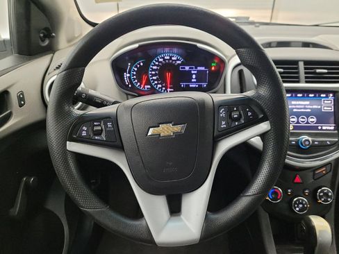 Used 2020 Chevrolet Sonic LT FWD image 22