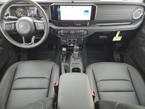 New 2026 Jeep Gladiator Sport AWD/4WD image 2