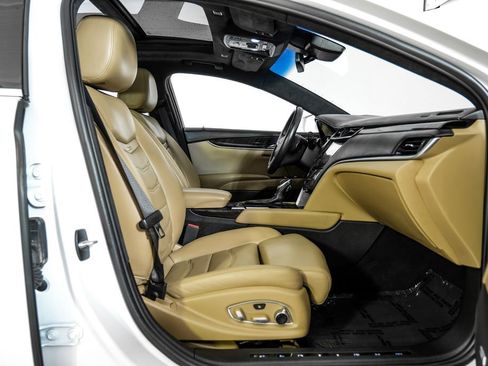 Used 2018 Cadillac XTS Platinum FWD image 32