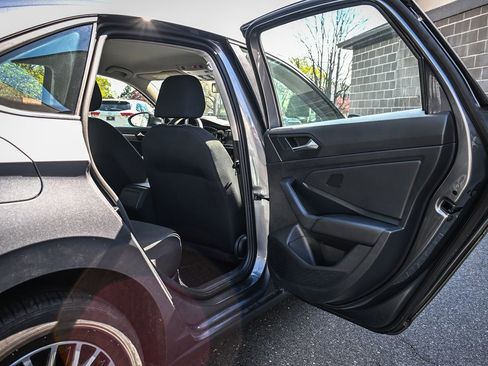 Used 2021 Volkswagen Jetta S image 15