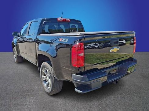 Used 2017 Chevrolet Colorado Z71 AWD/4WD image 5