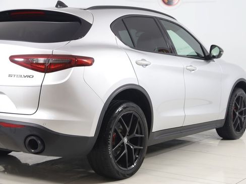 Used 2019 Alfa Romeo Stelvio w/ Nero Edizione RWD image 42