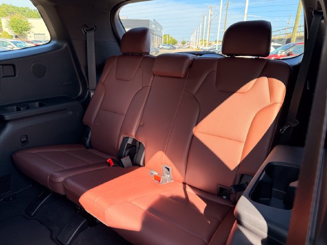 Certified 2025 Kia Telluride SX Prestige AWD/4WD image 24