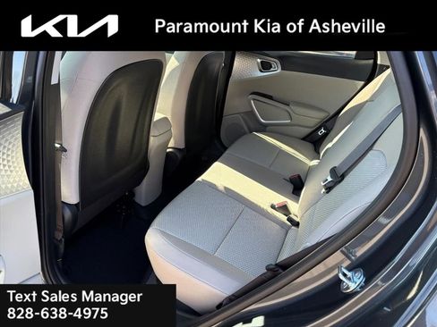 New 2025 Kia Soul LX image 18